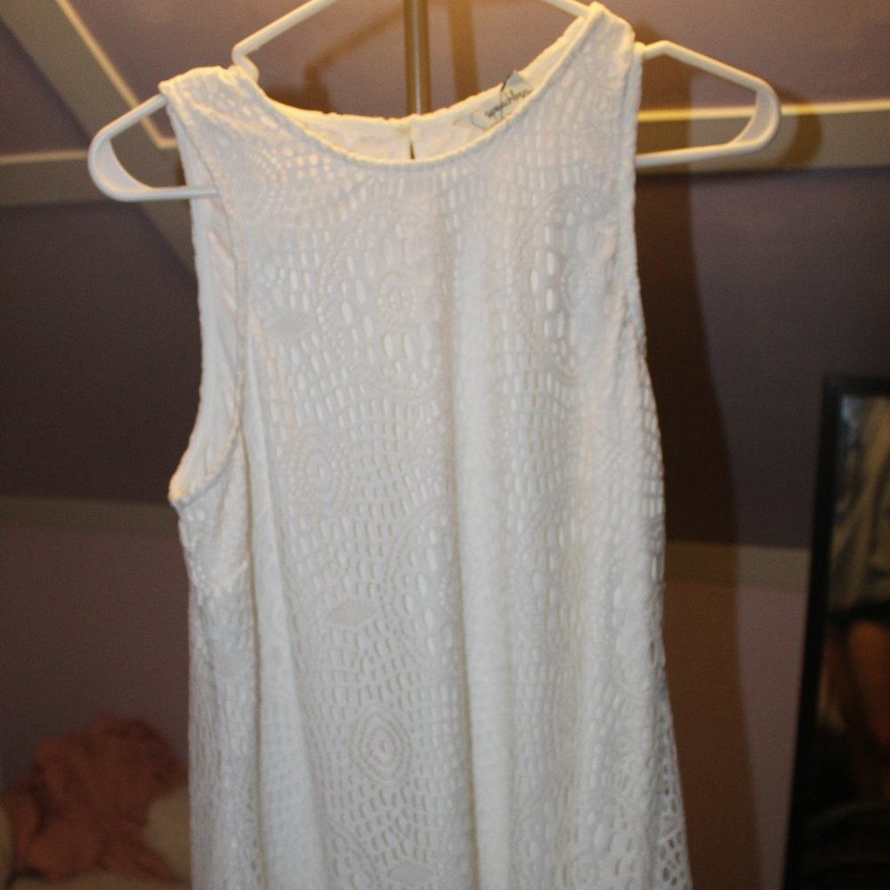 White Sleeveless Dress